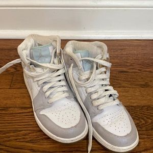 Nike AirJordan Ice Glaze high top jordans - Youth